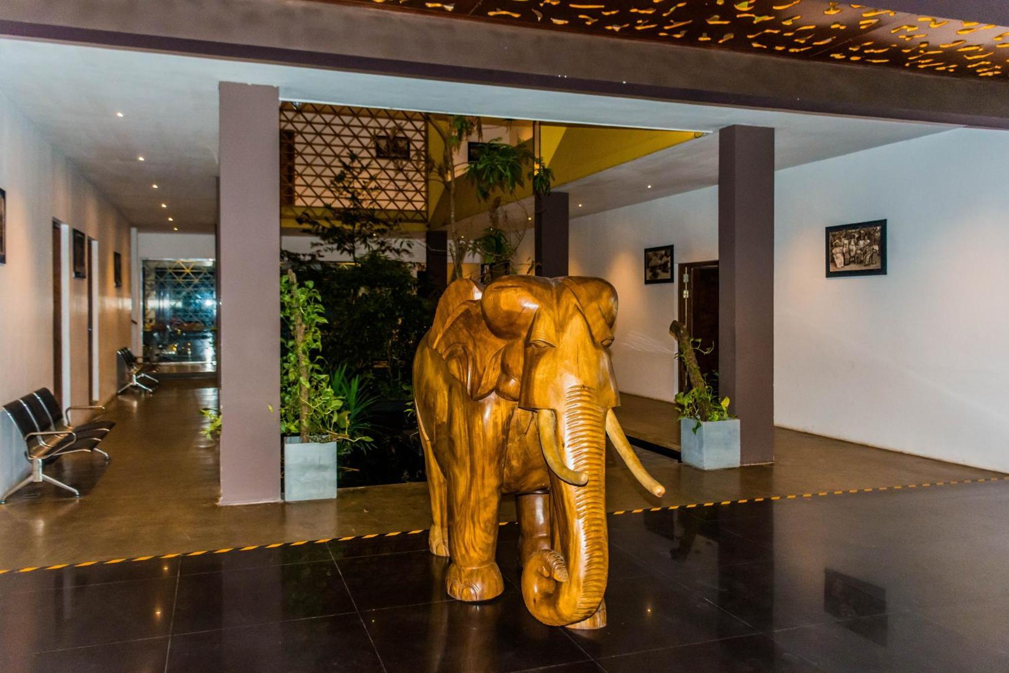 Golden Pearl Tangalle Beach Hambantota Exteriör bild